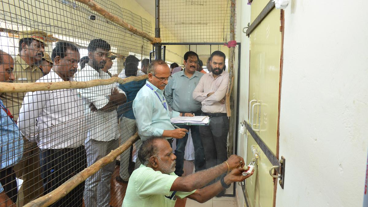 EVMs sealed under multi-layer security in Mayiladuthurai, Nagapattinam