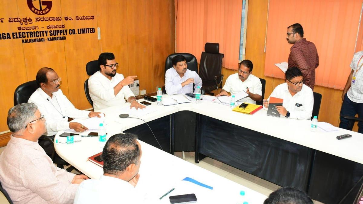 GESCOM wants swift replacement of faulty transformers