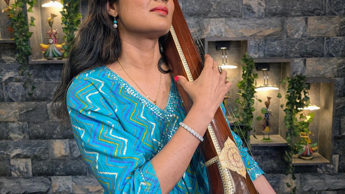 Charulatha Mani uses tremolo technique from opera tradition in Thug Life song