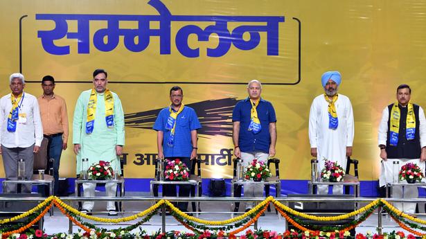 Fearing defeat in Gujarat, BJP trying to 'crush' AAP in name of fighting corruption, alleges Kejriwal