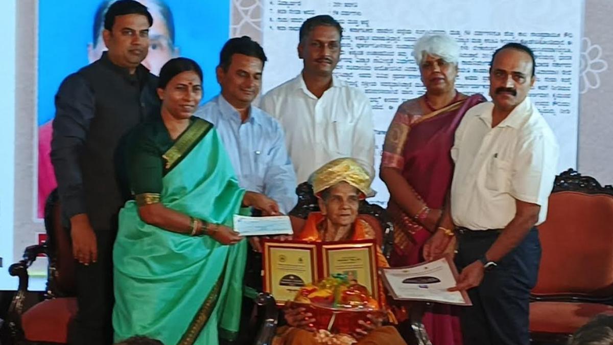 ‘Koudi’ artisan from Ranebennur honoured with ‘Kushala Kala’ award