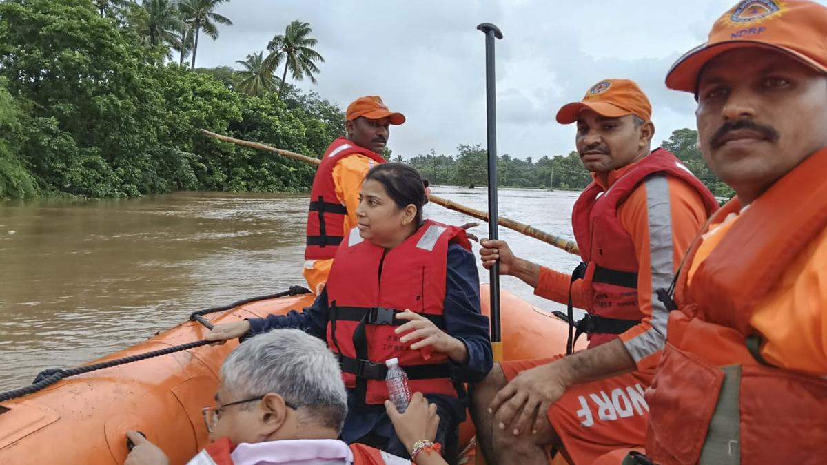 Actualizaciones EN VIVO de las lluvias en Gujarat: se declaran vacaciones para las escuelas primarias en todo el estado mientras IMD emite alerta roja