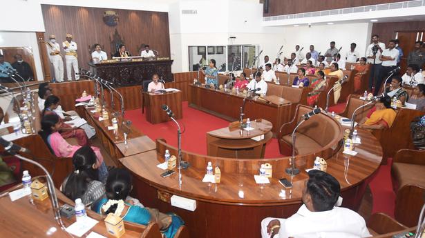 Recruit adequate number of contract workers across all wards in Madurai, demand Councillors
