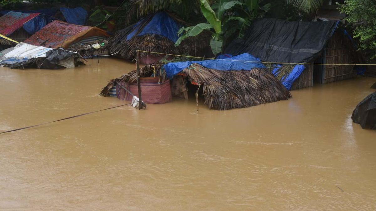 Flood threat to 45 villages as Godavari and Sabari rivers in spate