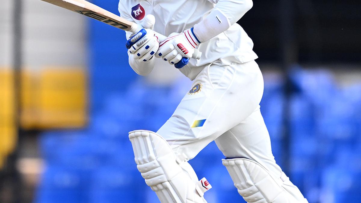 Ranji Trophy – Cesur Aparajith, Kerala’nın Madhya Pradesh’e karşı vuruşunu bir arada tutuyor