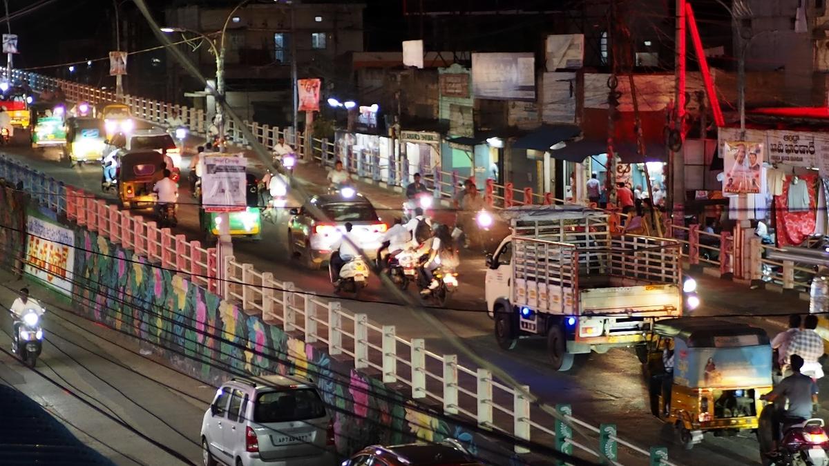 Traffic curbs from June 23 in Guntur for reconstruction of Brodipet ROB