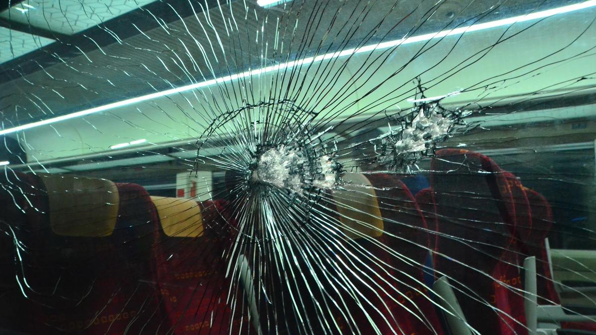 Stone pelting on moving trains punishable offence: Southern Railways