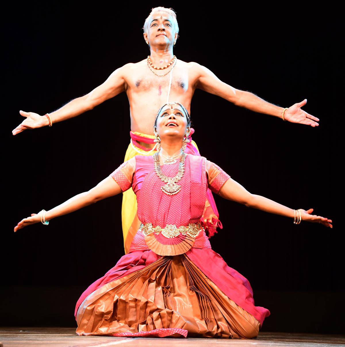 Jayanthi Subramaniam and G. Narendra presenting ‘Kapali Arupathumoovar’ at Natyarangam’s ‘Uthsava Bharatham’ festival, Narada Gana Sabha. 