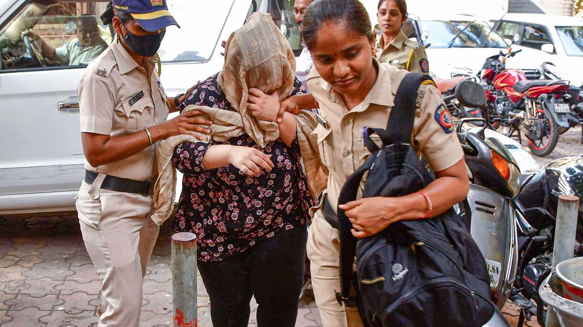 Amruta Fadnavis case | Court grants bail to designer Aniksha Jaisinghani accused of bribe and exortion