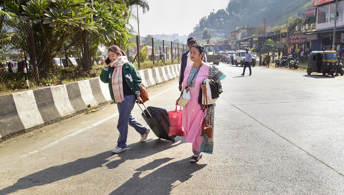 Assam lifts travel restrictions to Meghalaya