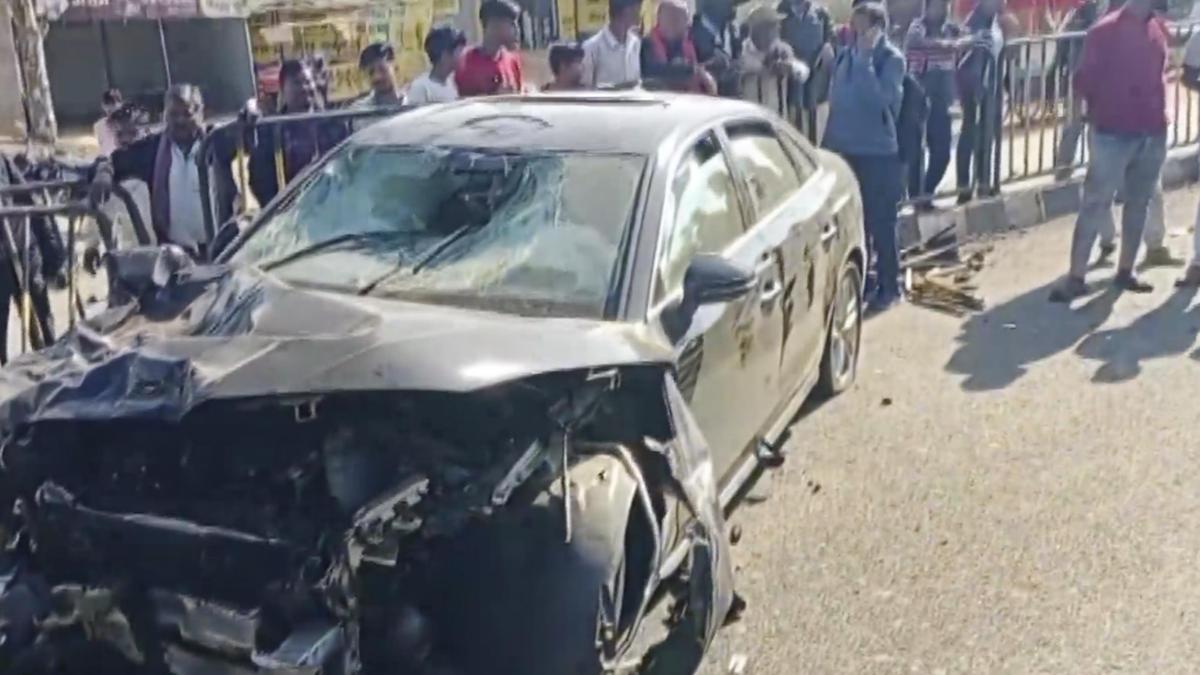 Three people, including father and son, killed in luxury car crash in MP