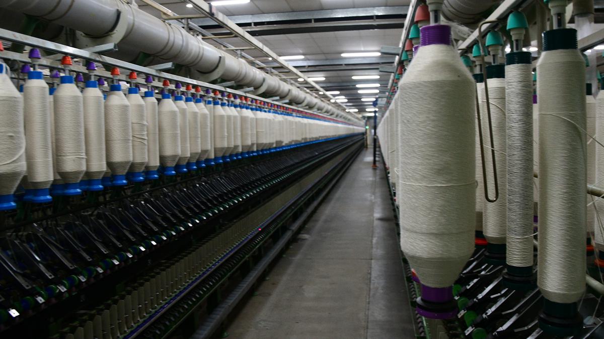 T.N. favours new cotton corporation under PPP model, says Minister