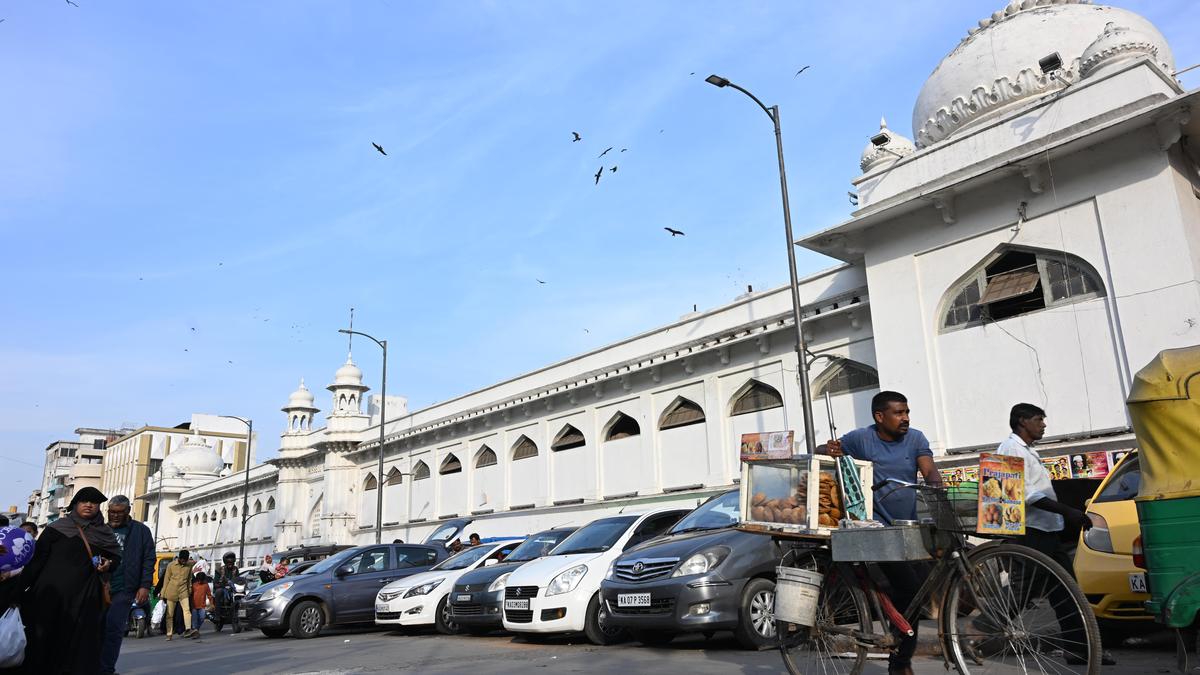 GBA Chief Commissioner directs officials to start Russell Market redevelopment work
