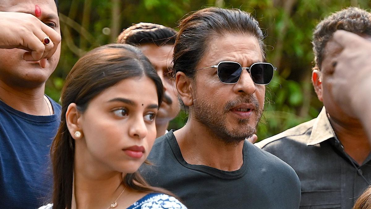 Lok Sabha Elections 2024: From Shah Rukh Khan to Deepika Padukone, Bollywood stars cast their vote