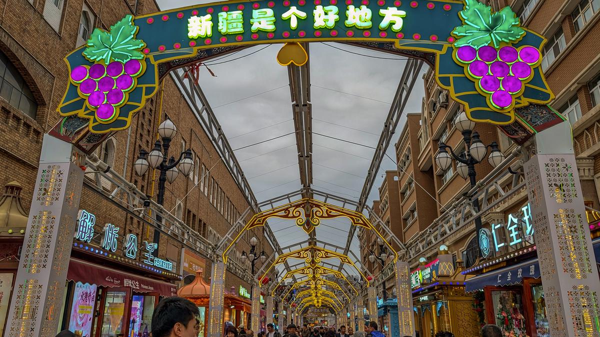 Watch: A tour of Xinjiang International Grand Bazaar in Urumqi