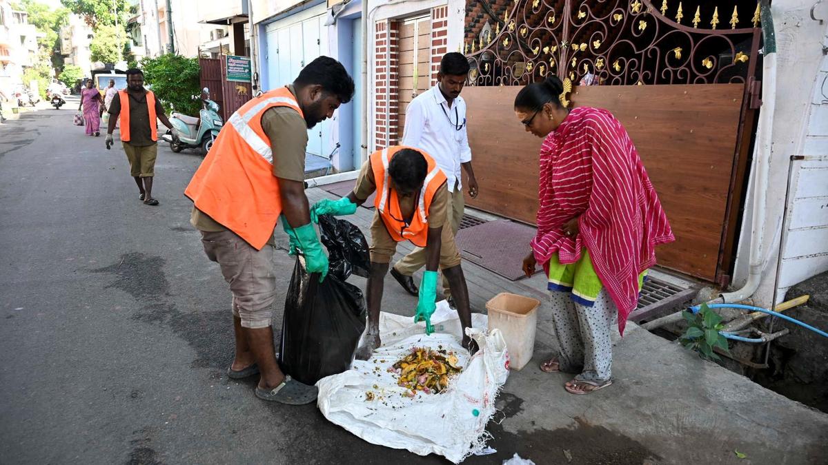 Erode Corporation makes waste segregation mandatory for commercial establishments