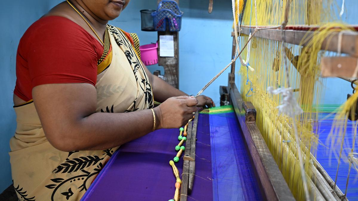 Udayarapalayam weavers revive Tirubhuvanam’s heritage silk sari