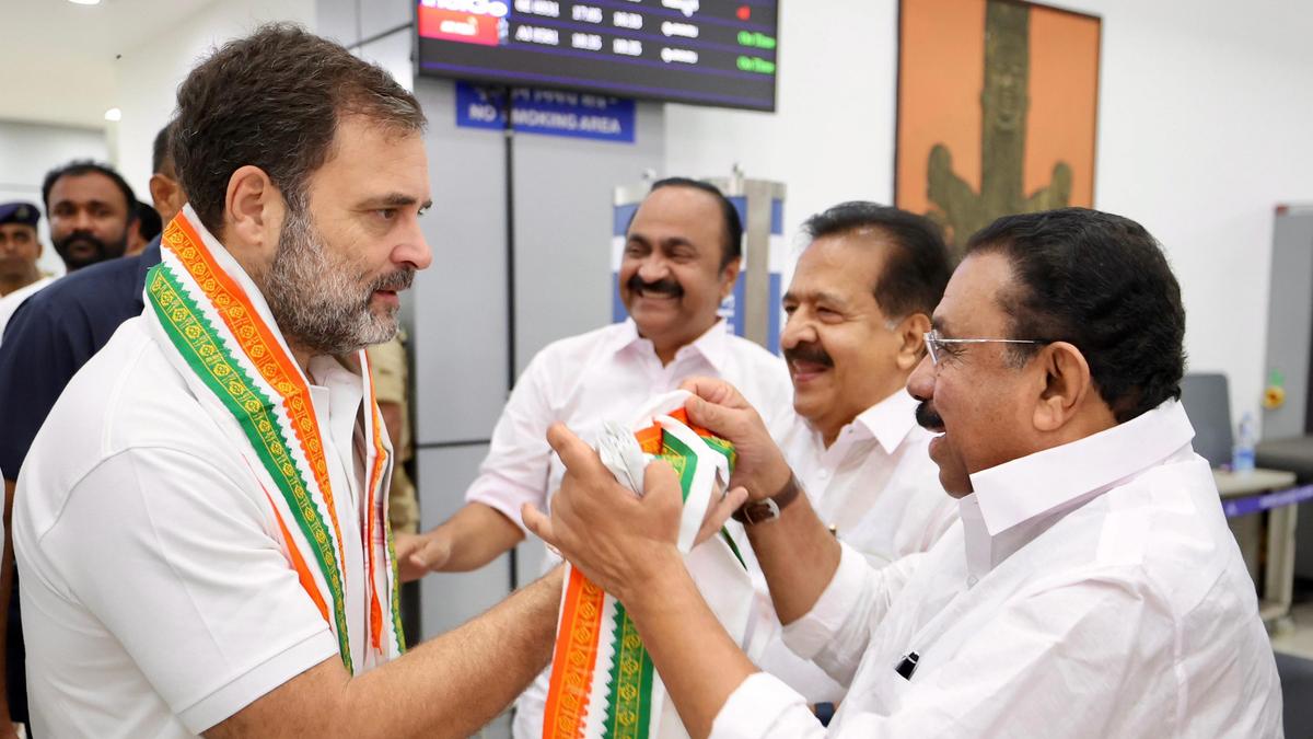 Congress leader Rahul Gandhi holds roadshow in Kerala