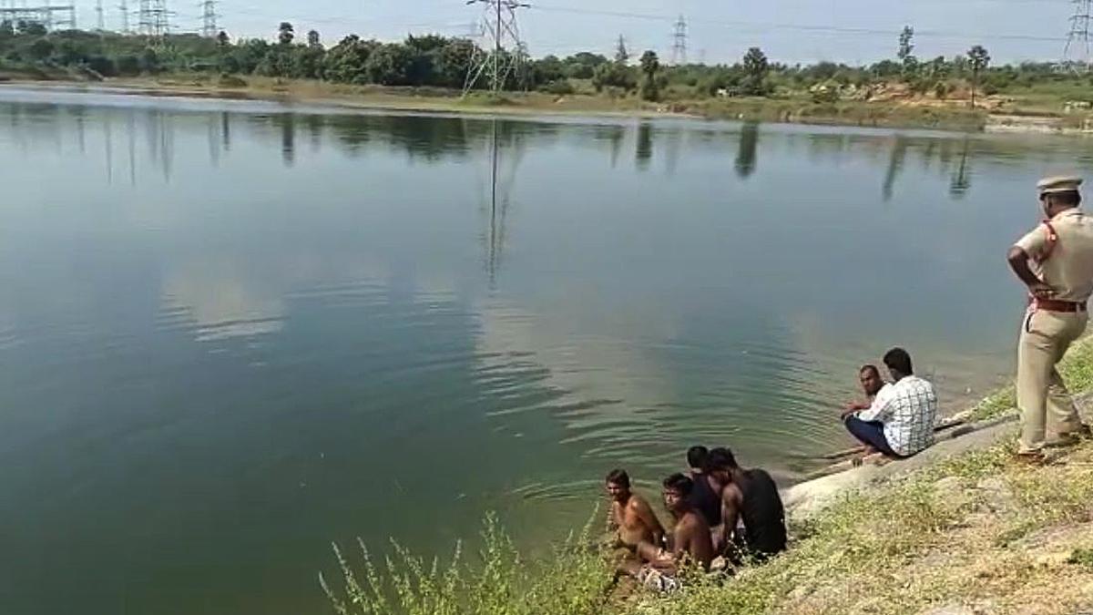 5 madrasa students, one teacher drown in lake in Telangana - The Hindu