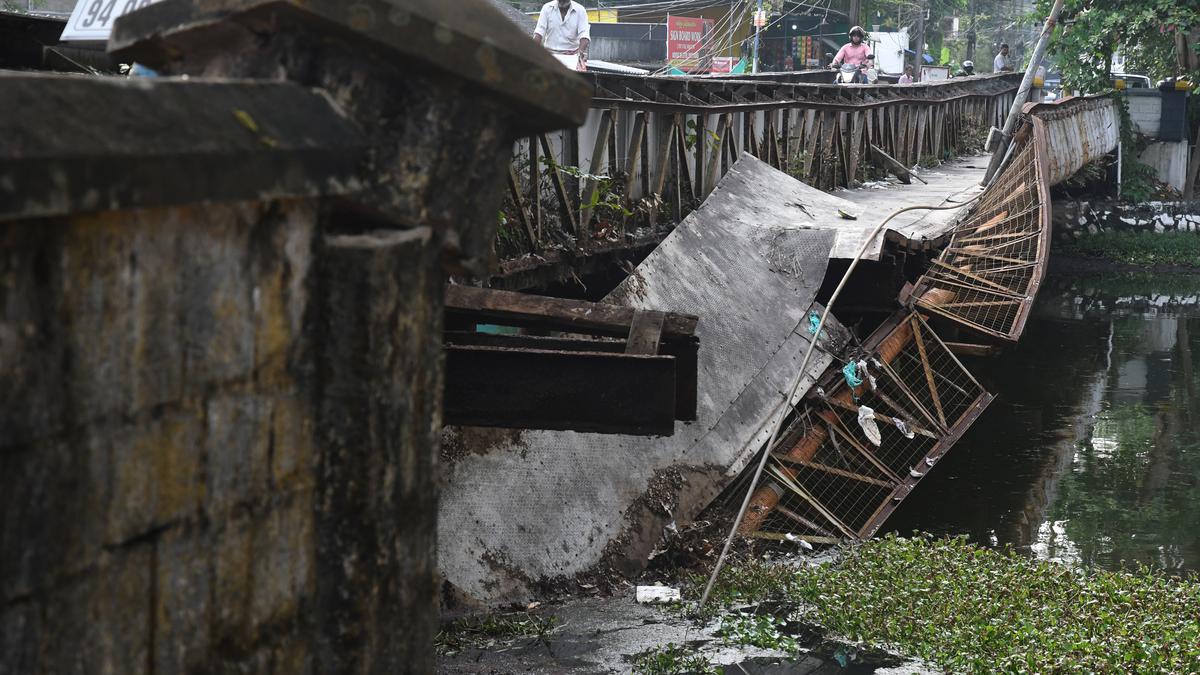 Footpath attached to over a century-old iron bridge in Thripunithura collapses