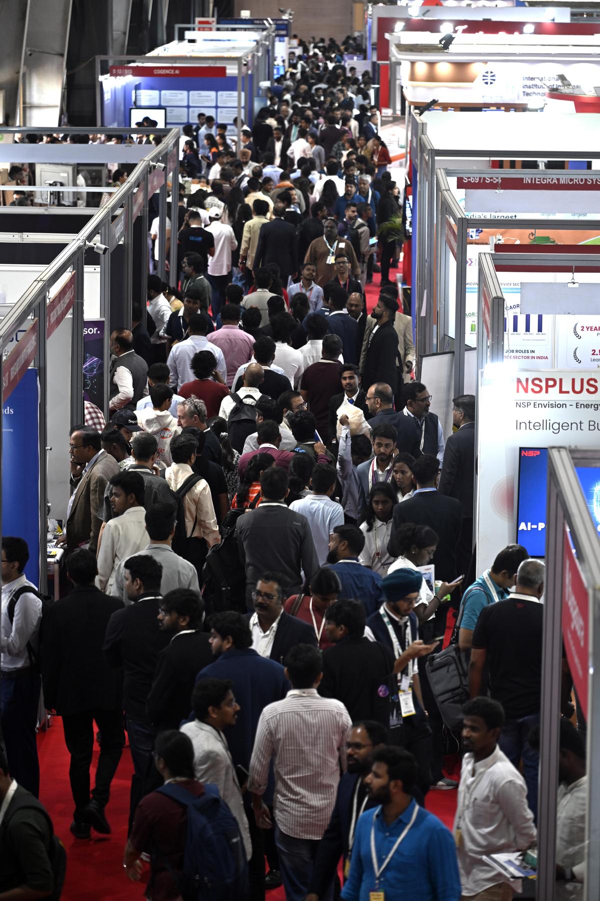 Karnataka government to train women who've taken career breaks in semiconductor  industry - The Hindu