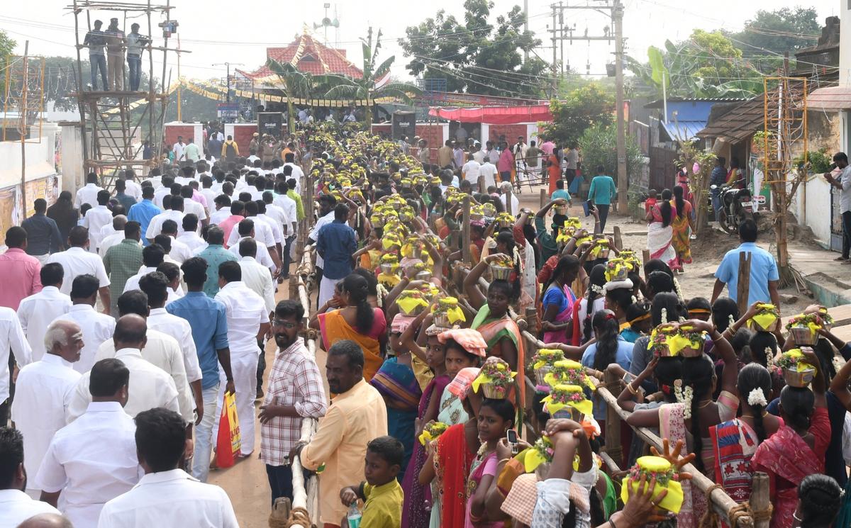 Marudhupandiyar guru puja passes off peacefully