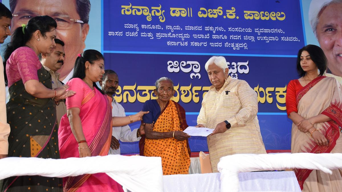 Officials told to expedite processes to provide solutions to people&rsquo;s problems in a time-bound manner