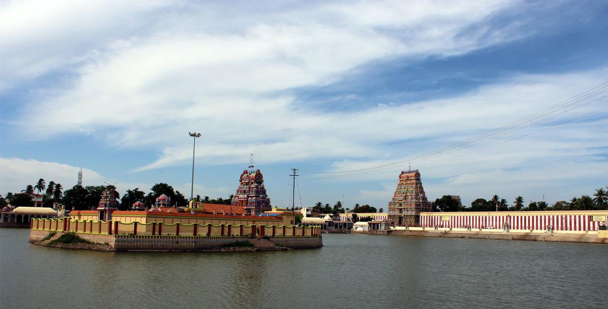 त्यागराजस्वामी मंदिर, तिरुवरूर और . त्यागराजस्वामी मंदिर, तिरुवरूर और .