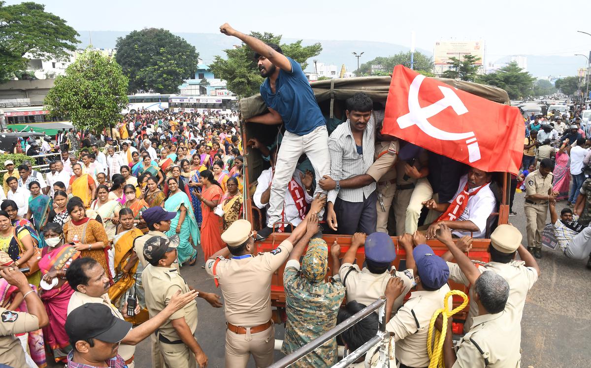 Prime Minister’s meeting in Visakhapatnam was disappointing and fruitless, allege Left parties