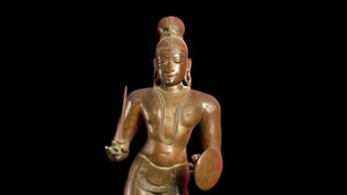 T.N. Idol Wing Police step up efforts to recover three idols from U.K., Netherlands, Singapore