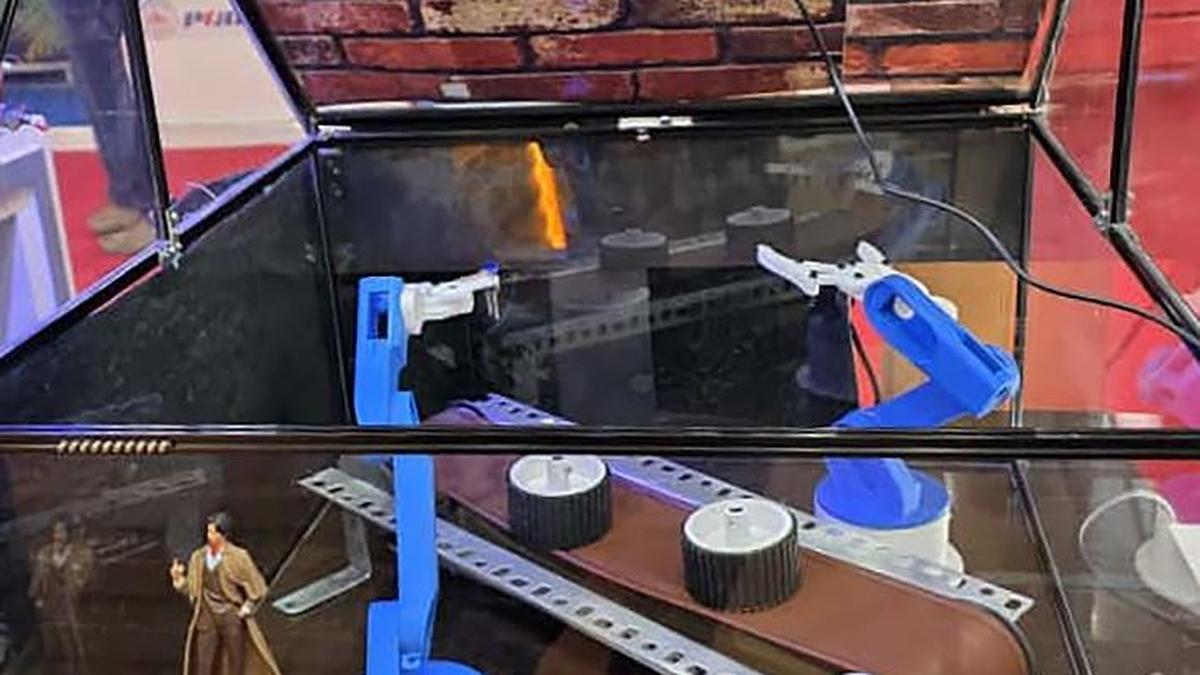 No training, No AI: New IIIT-B system catches manufacturing flaws instantly  - The Hindu