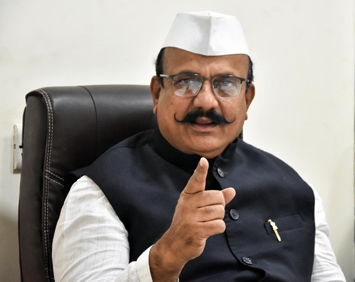 Battleground Baramati: Pawars want Congress to withdraw candidate, CM calls Maharashtra Congress president Sapkal too