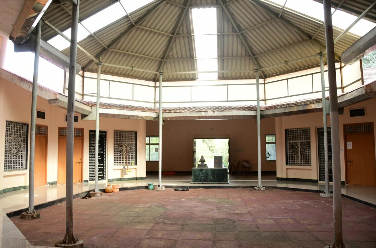 Central Hall of the Sri Vijnaneshwara Bhavan on the outskirts of Martur village.