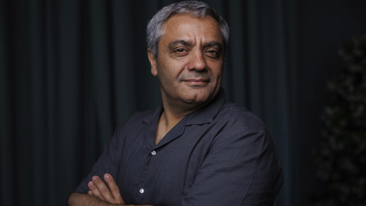 ‘I can’t believe I’m standing here’: Escaped Iran director Mohammad Rasoulof arrives in Cannes