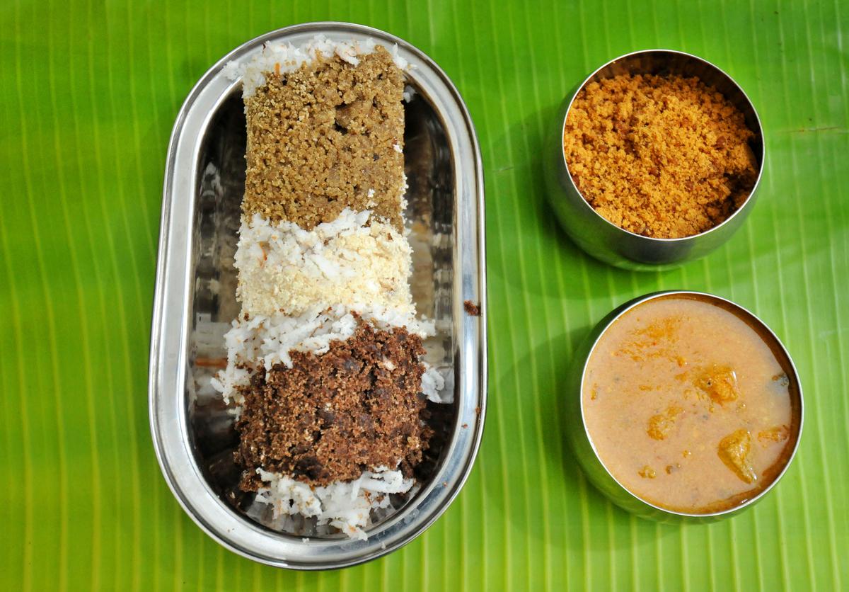 Ragi, kambu and cholam puttu