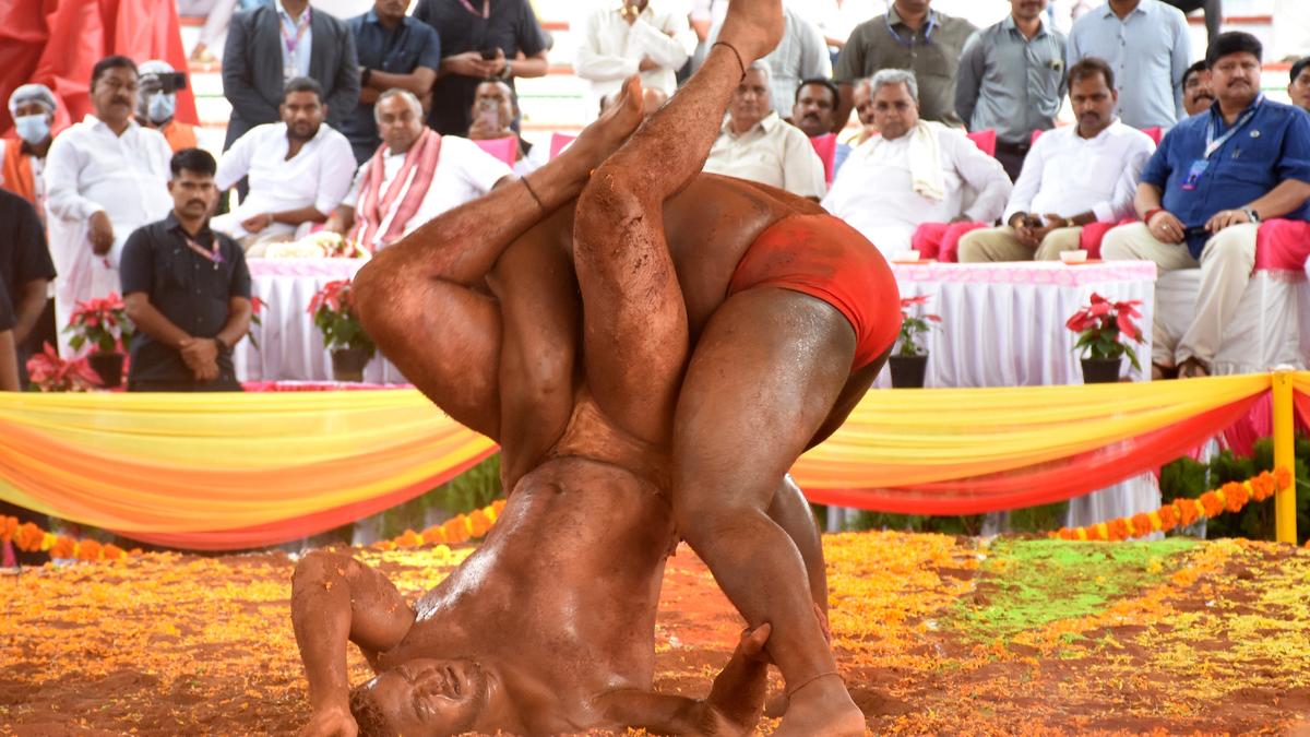 https://th-i.thgim.com/public/incoming/4oh4bs/article70081179.ece/alternates/LANDSCAPE_1200/2303_22_9_2025_18_47_20_3_WRESTLING.JPG