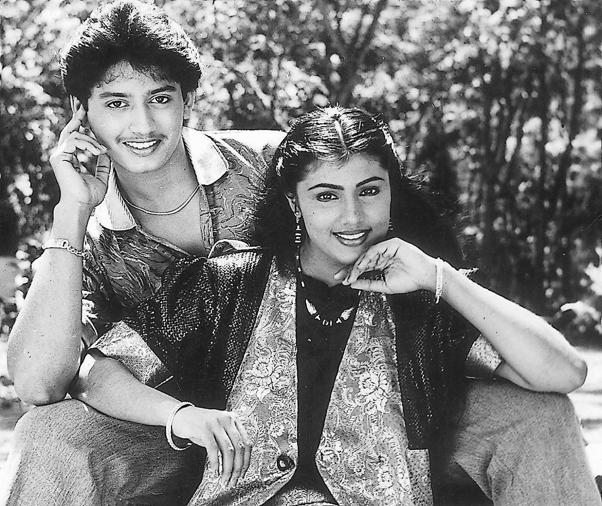 Prashanth and Kaveri in ‘Vaikasi Porandhachu’ (1990)