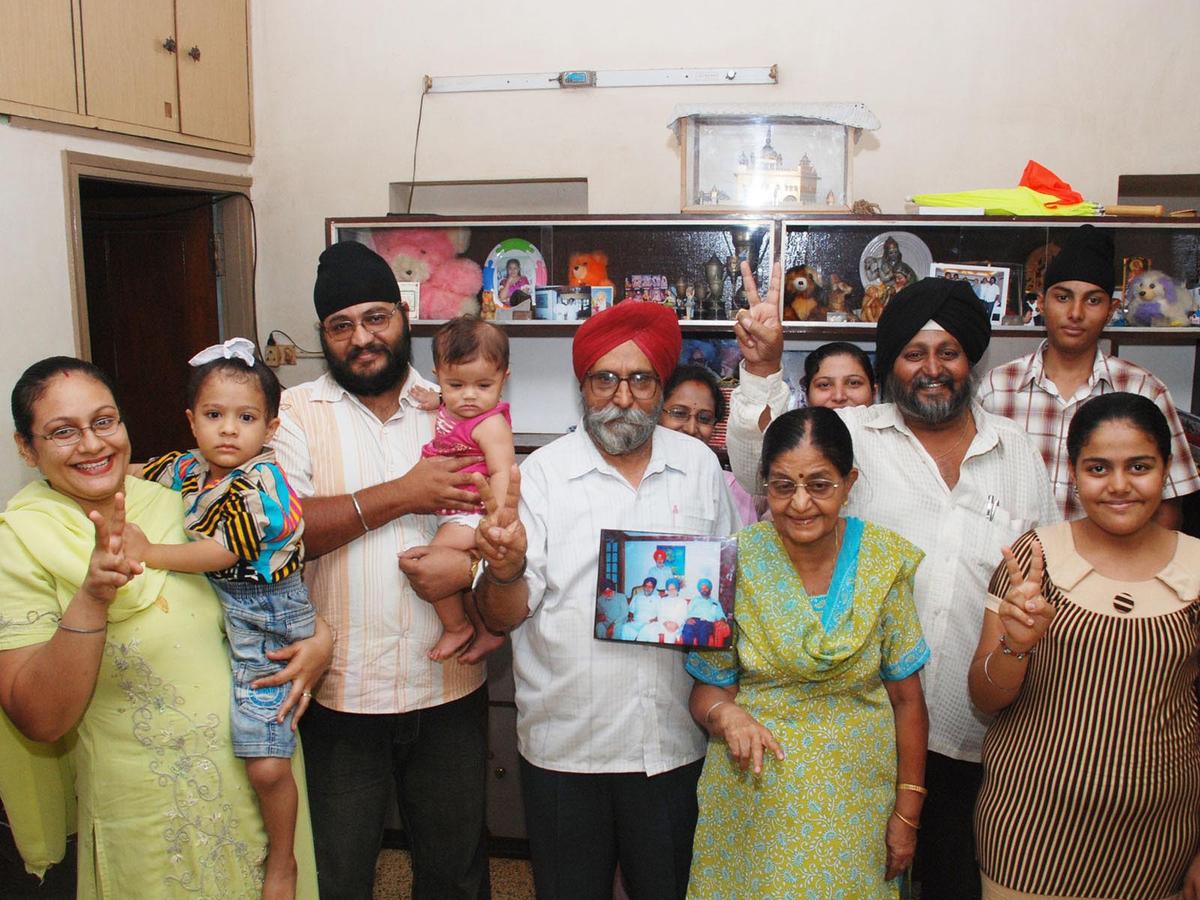 The family of Harnam Singh Kohli, which is based in Hubballi.