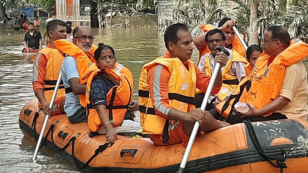 Army, NDRF Teams Rescue 300 People From Flood-hit Villages In Punjab’s ...