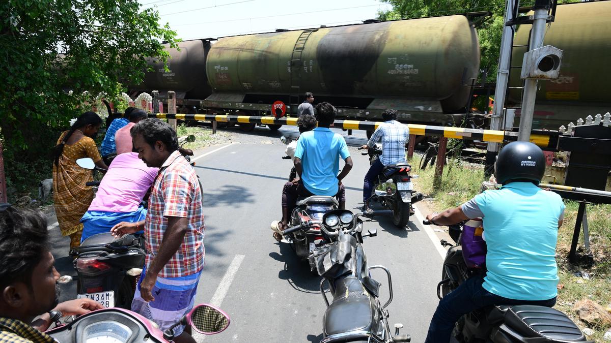 Kumarapalayam seeks flyover, curbs on effluent discharge into Cauvery, more bus services and resettlement of the flood affected