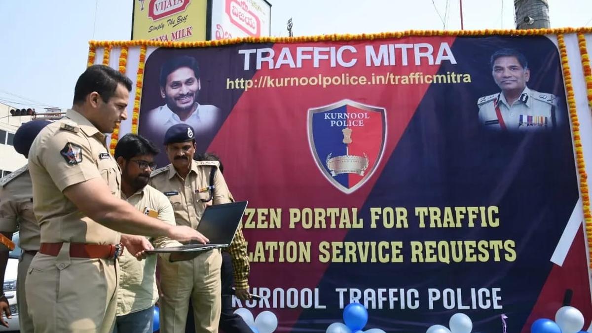 Traffic cannot be regulated without public cooperation, says Kurnool Superintendent of Police