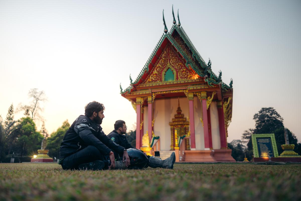 डंबुक में शिवालय डंबुक में शिवालय
