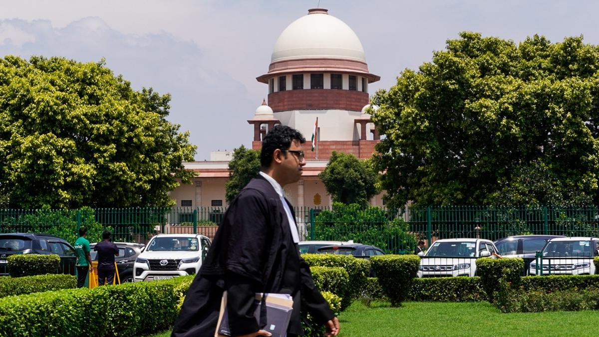 Supreme Court raps MP govt., CBI over delay in arrest of police officers in custodial death case