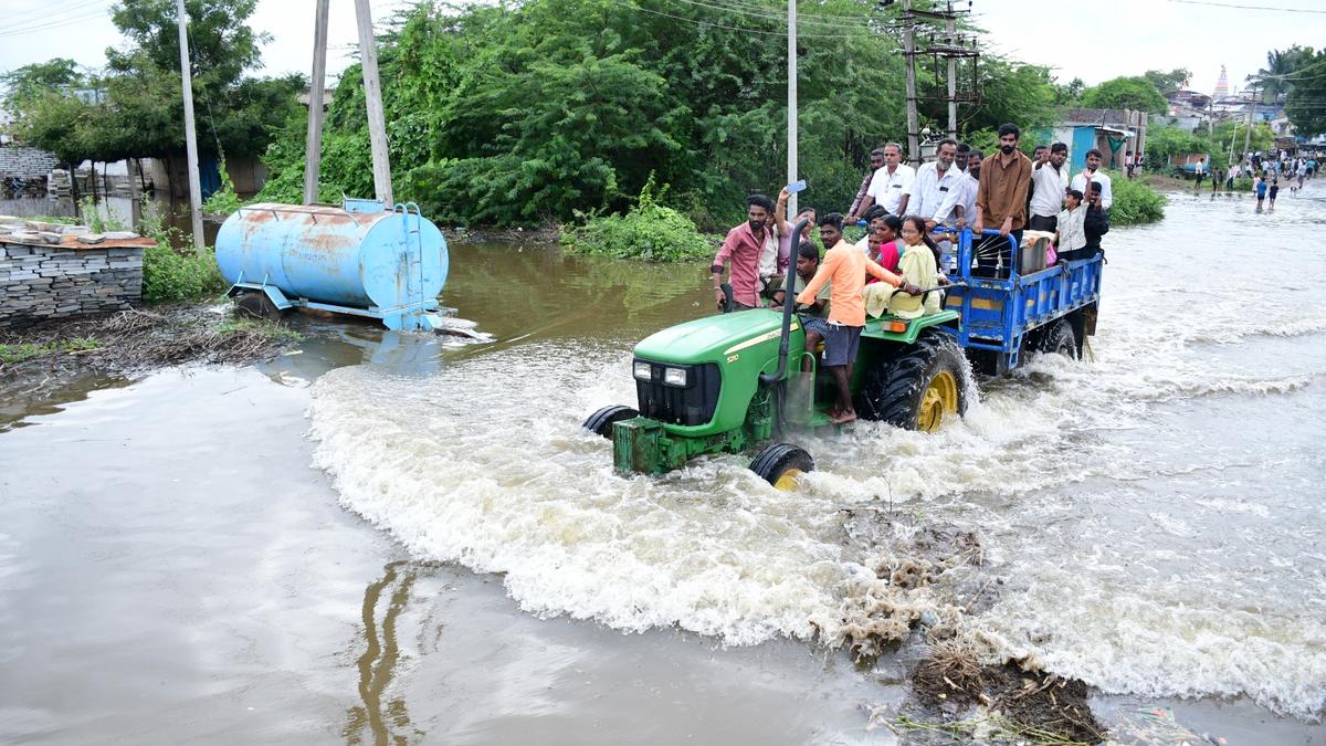 Cut off and displaced, flood-hit Kalaburagi waits for waters to recede