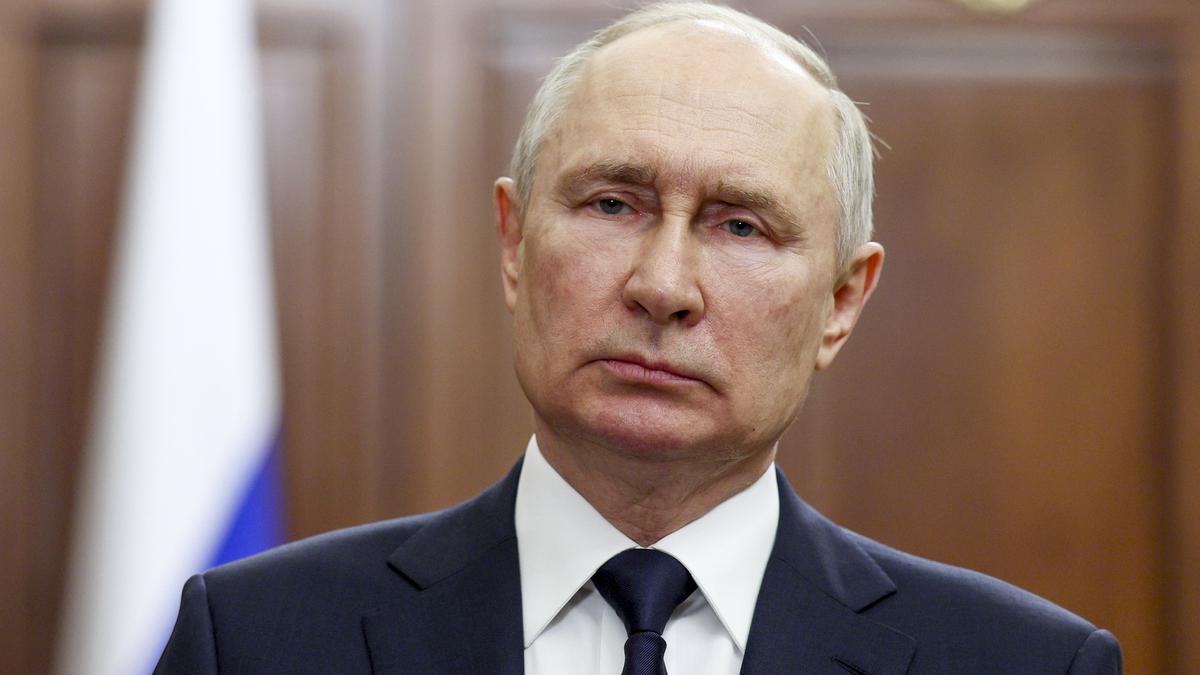 Russian President Putin thanks nation for unity after aborted rebellion