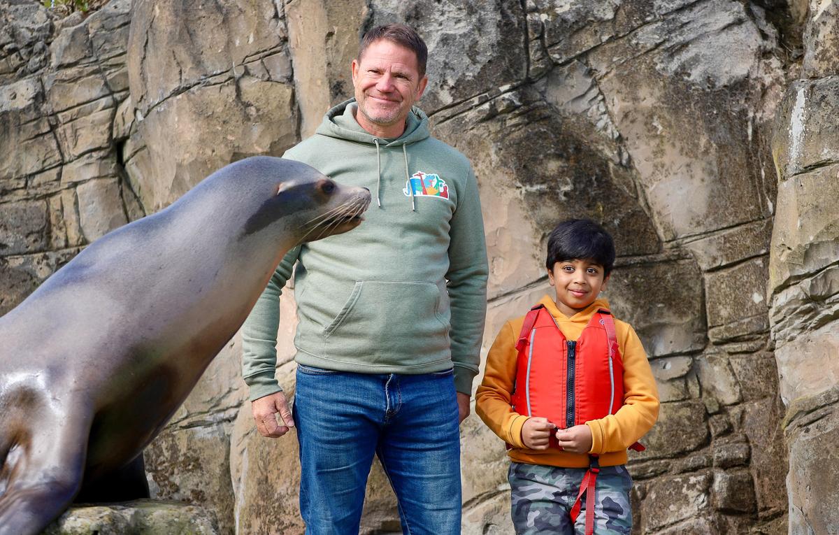 Steve Backshall and Aneeshwar Kunchala during the shoot of Go Wild series