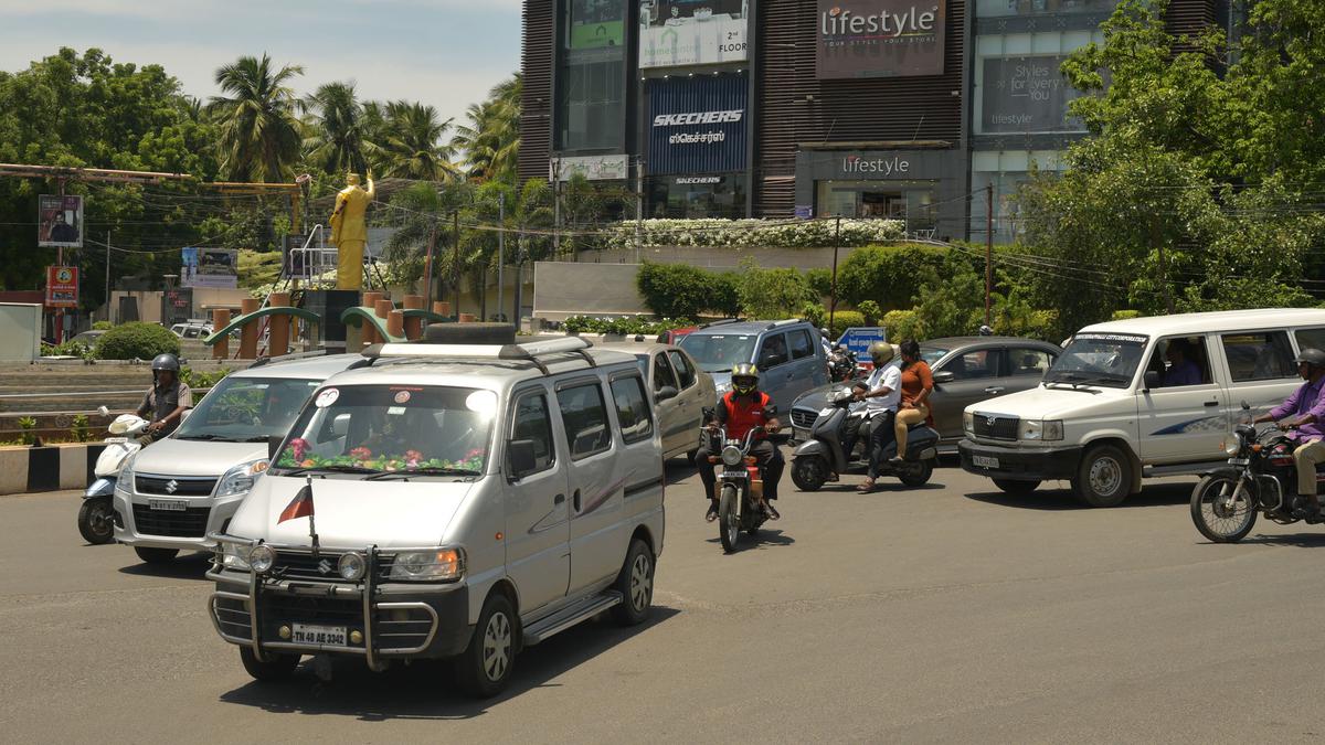 Traffic congestion near MGR statue roundabout in Tiruchi remains a perennial problem