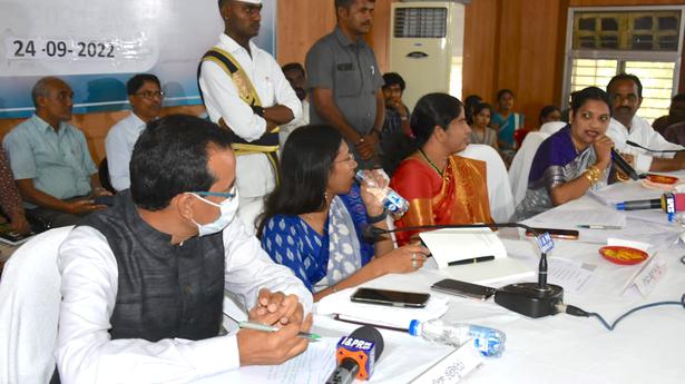 Andhra Pradesh: Loopholes in crop booking process pointed out at ZPTC general body meet in Anantapur