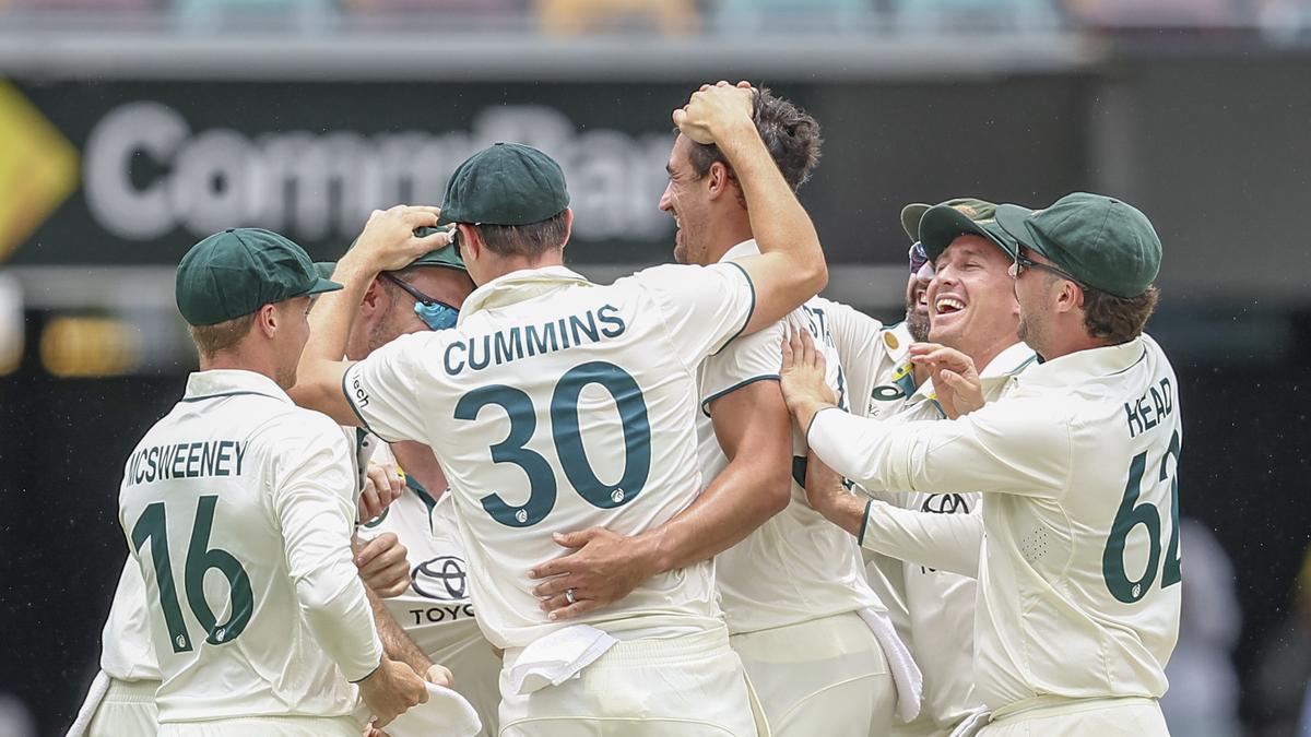 Ind vs Aus 3rd Test Day 3: Starc rattles Indian top-order after Bumrah bags six; rain disrupts play again at the Gabba