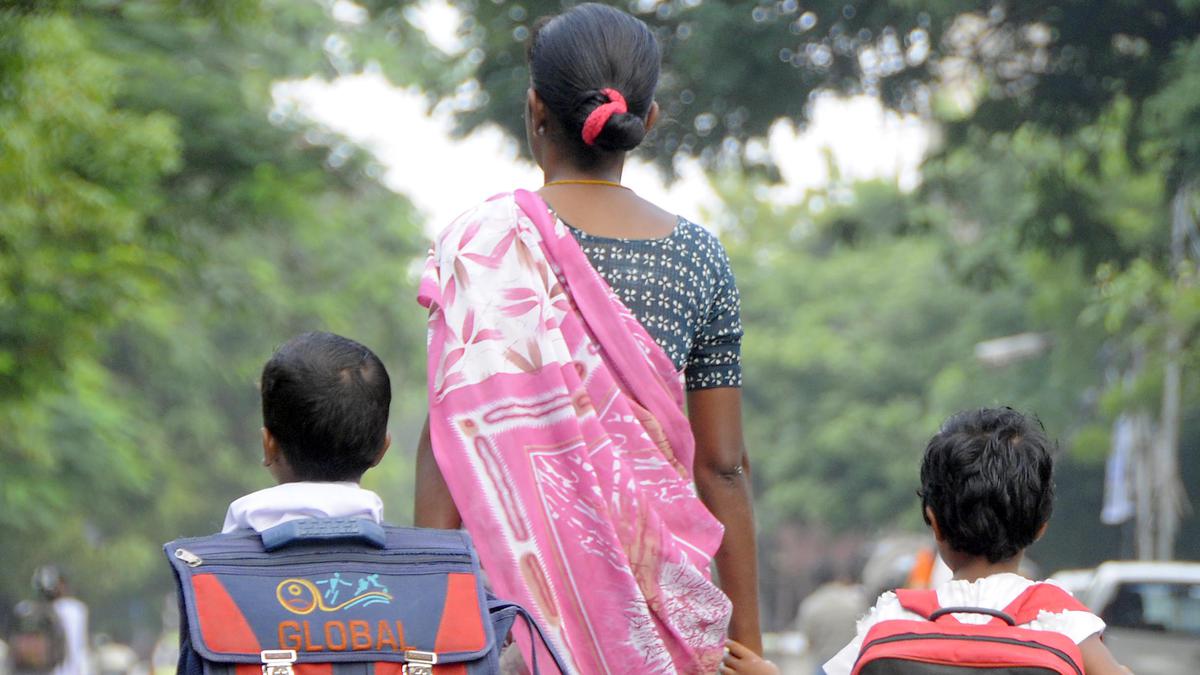 Delhi HC asks Centre to explain exclusion of single, unmarried women from surrogacy law